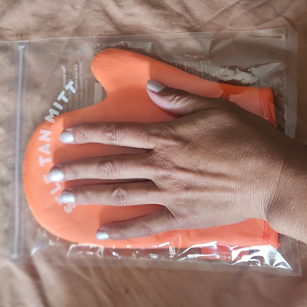 New ULTA Summer Peach Velvet Self Tan Applicator Mitt UNOPENED